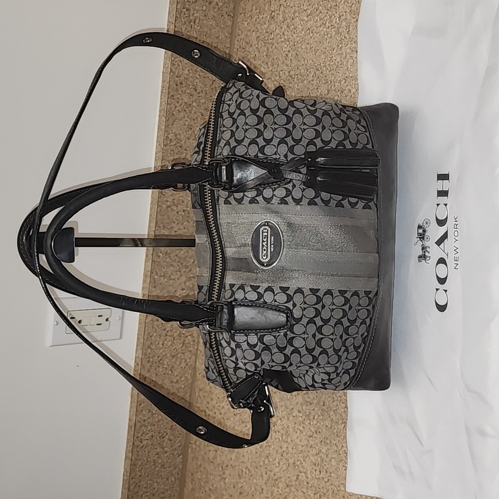 Coach vintage canvas shoulder bag